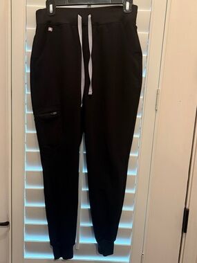 Figs Scrub Joggers with Gray Drawstring